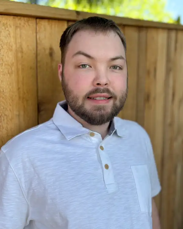 Levi Gallagher