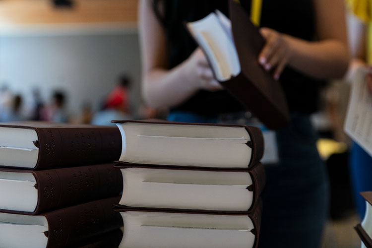 Bibles to be distributed to all incoming freshmen students