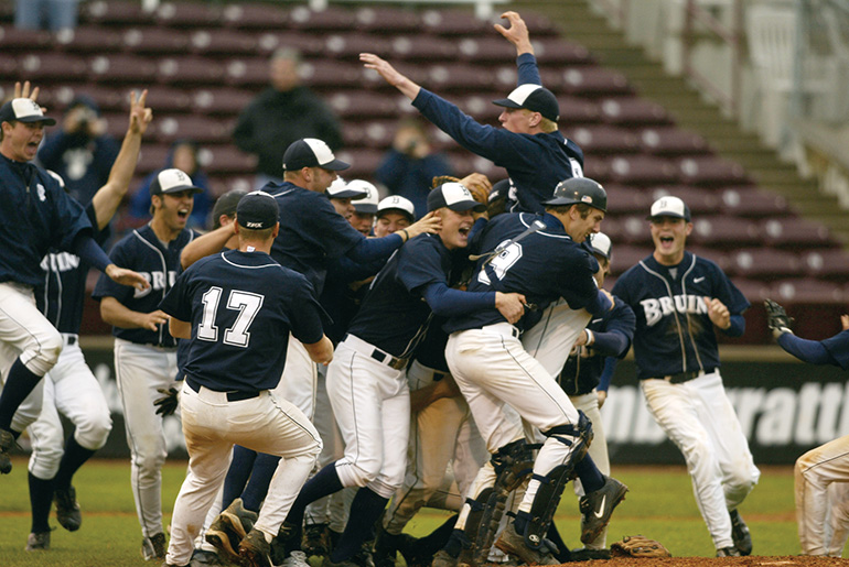 2004-2005 George Fox Baseball Team Celebrating