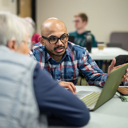 Portland Seminary program cohort meets in small peer groups