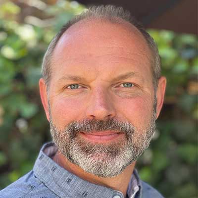Photo of Aaron Peterson